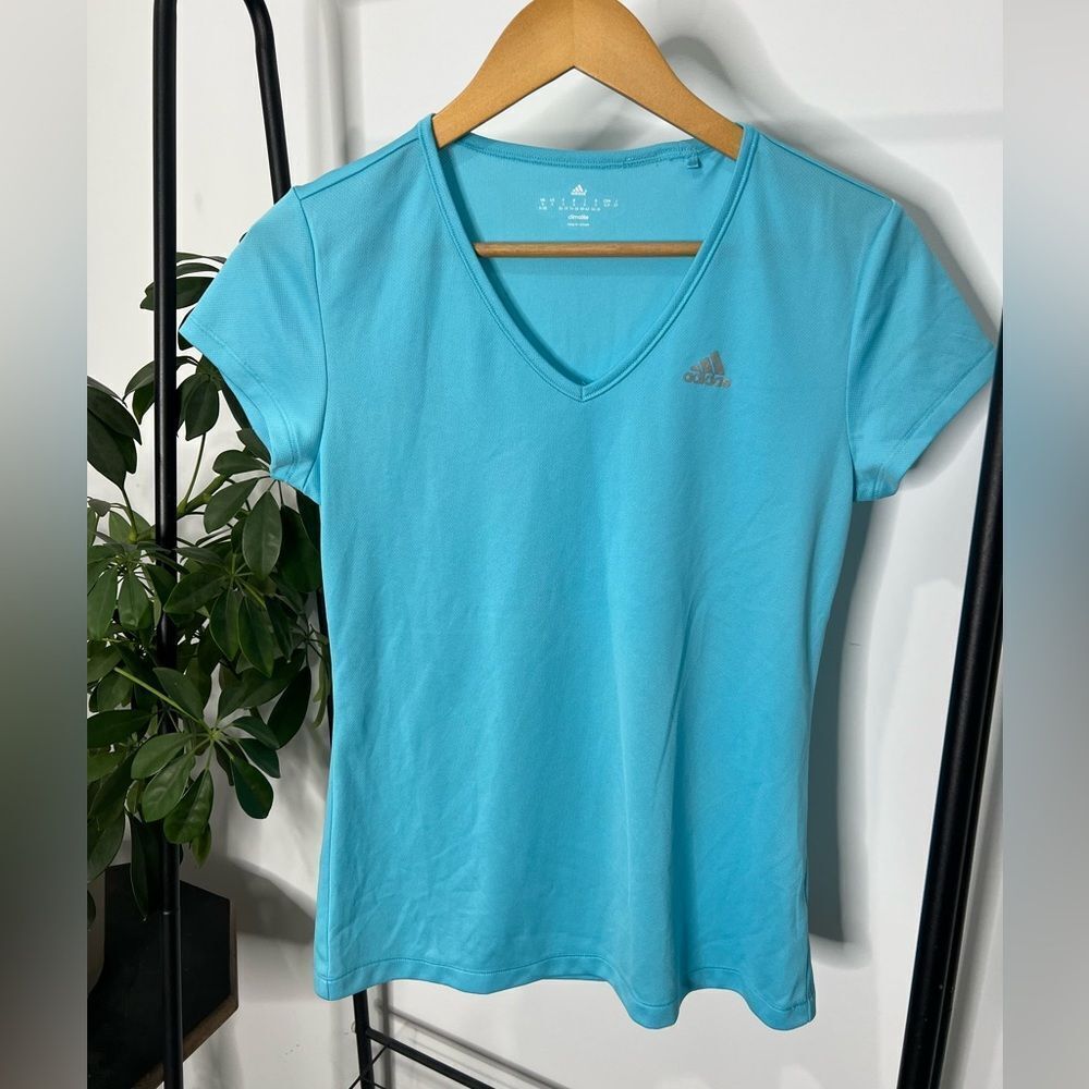 Adidas Athletic T-Shirt Size Small